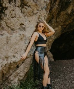 Alexa Stone Leather Belt With Fringe Black Accessories 15 Alexa Stone Leather Belt With Fringe Black Accessories