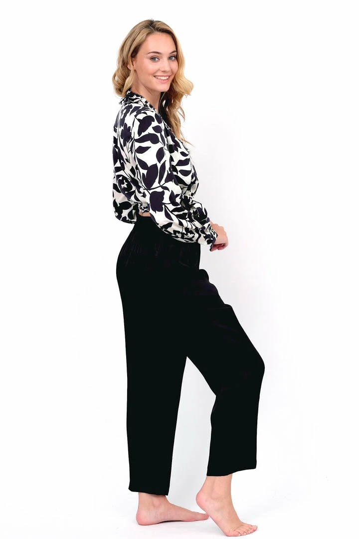 Beautiful Creature Bottoms Black Satin Lounge Pants 8 Beautiful Creature Bottoms Black Satin Lounge Pants