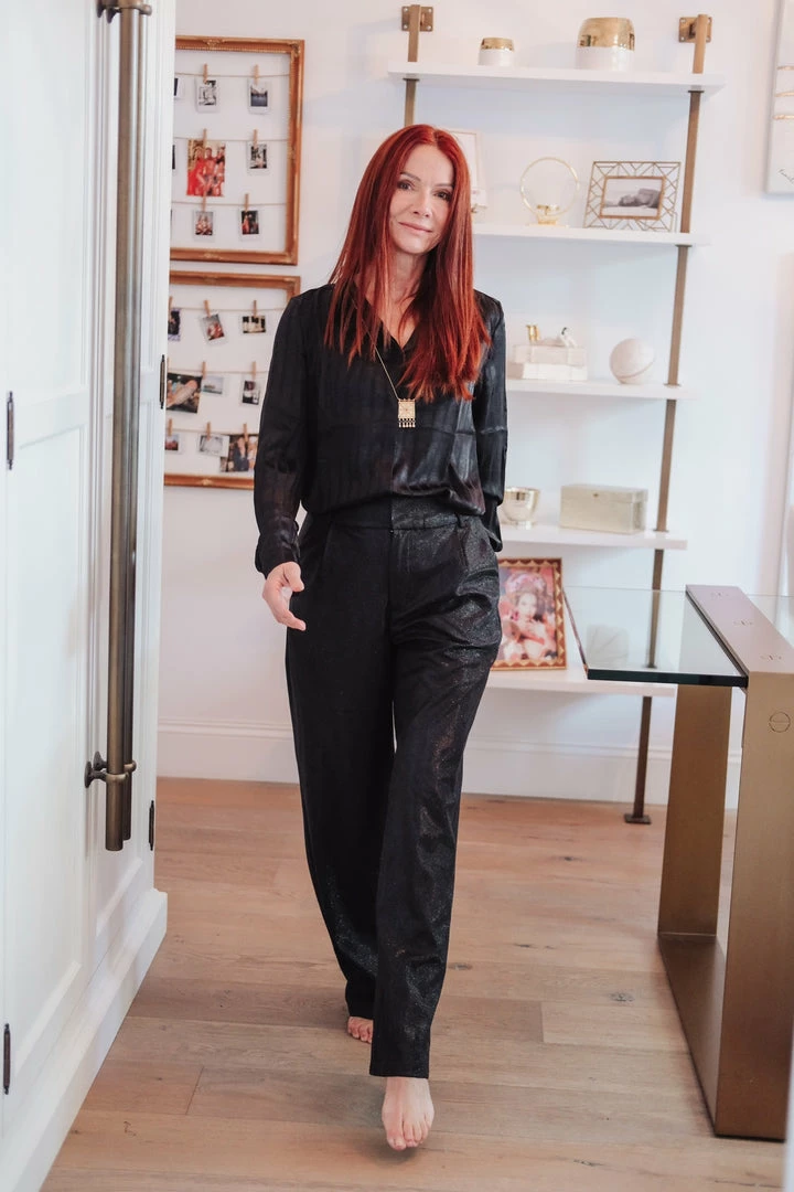 Q2 Tops Black Satin Long Sleeve Blouse 4 Q2 Tops Black Satin Long Sleeve Blouse