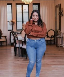 Stillwater Toast Cropped Button Up